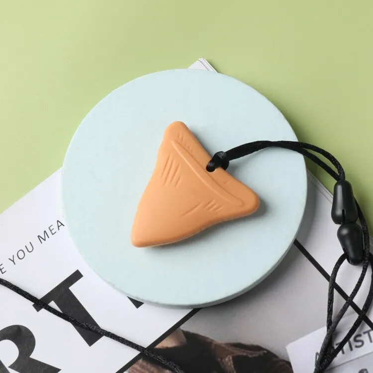1 Pack Sensory Chew Necklace Brick Chewy Kids Silicone Triangle Fangs Toys, Silicone Teeth for Children with Autism
