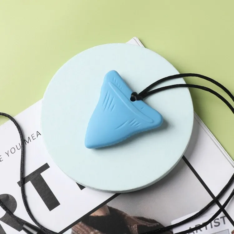 1 Pack Sensory Chew Necklace Brick Chewy Kids Silicone Triangle Fangs Toys, Silicone Teeth for Children with Autism